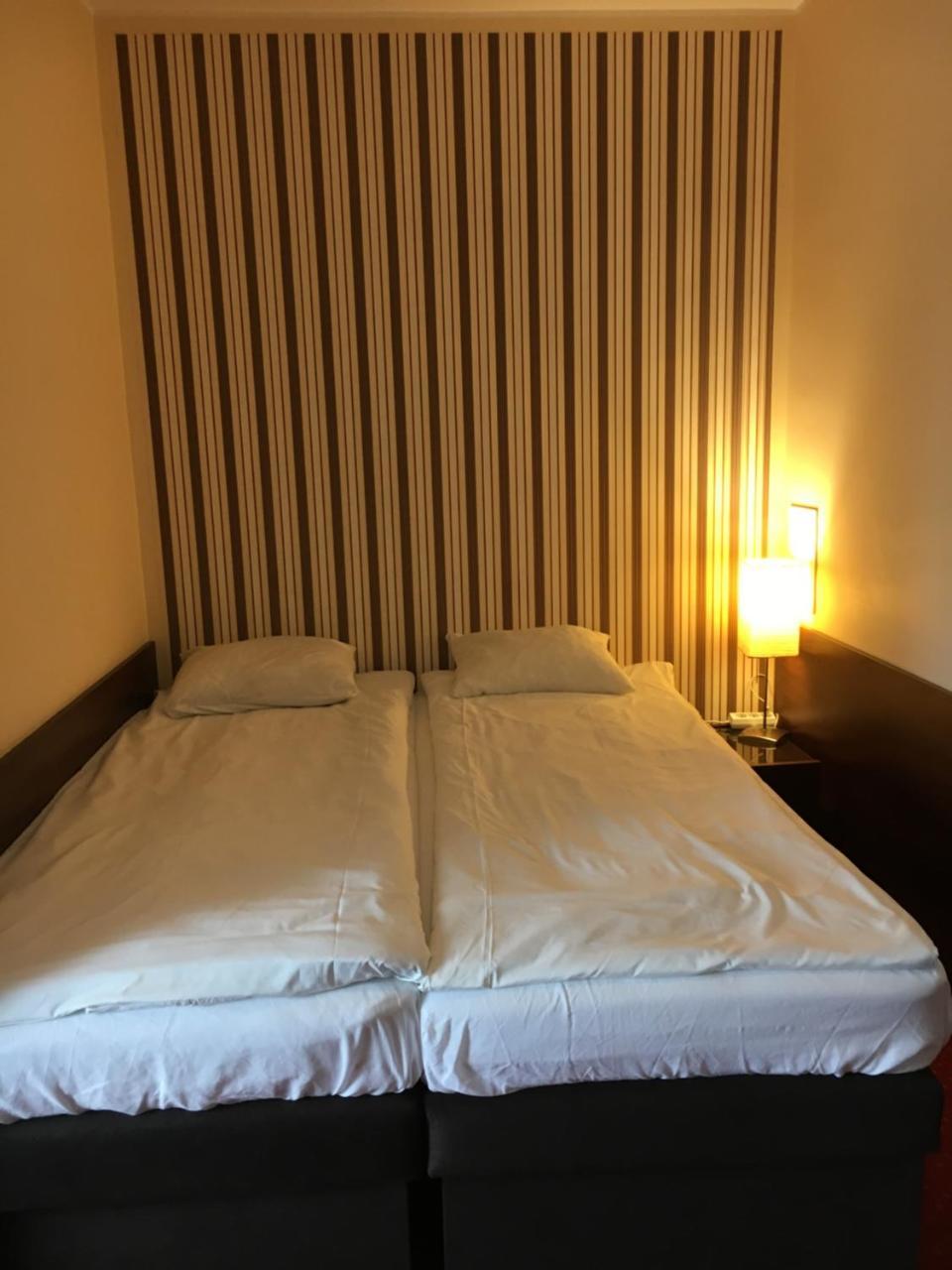 Ventana Free Parking Sniadanie W Cenie 3* Posen